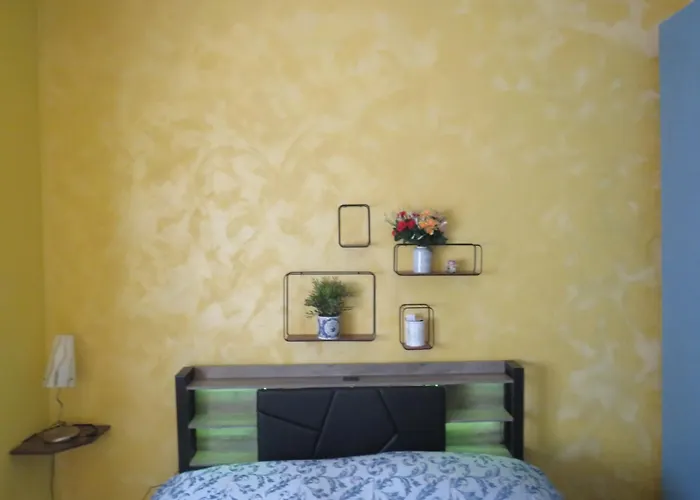 Homestay Maddy House *